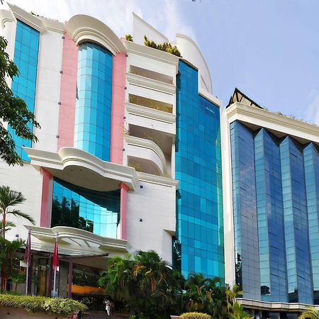 Hotel Residency Tower Thiruvananthapuram Esterno foto