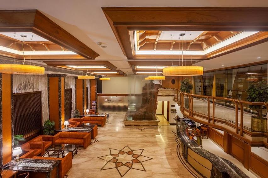 Hotel Residency Tower Thiruvananthapuram Esterno foto